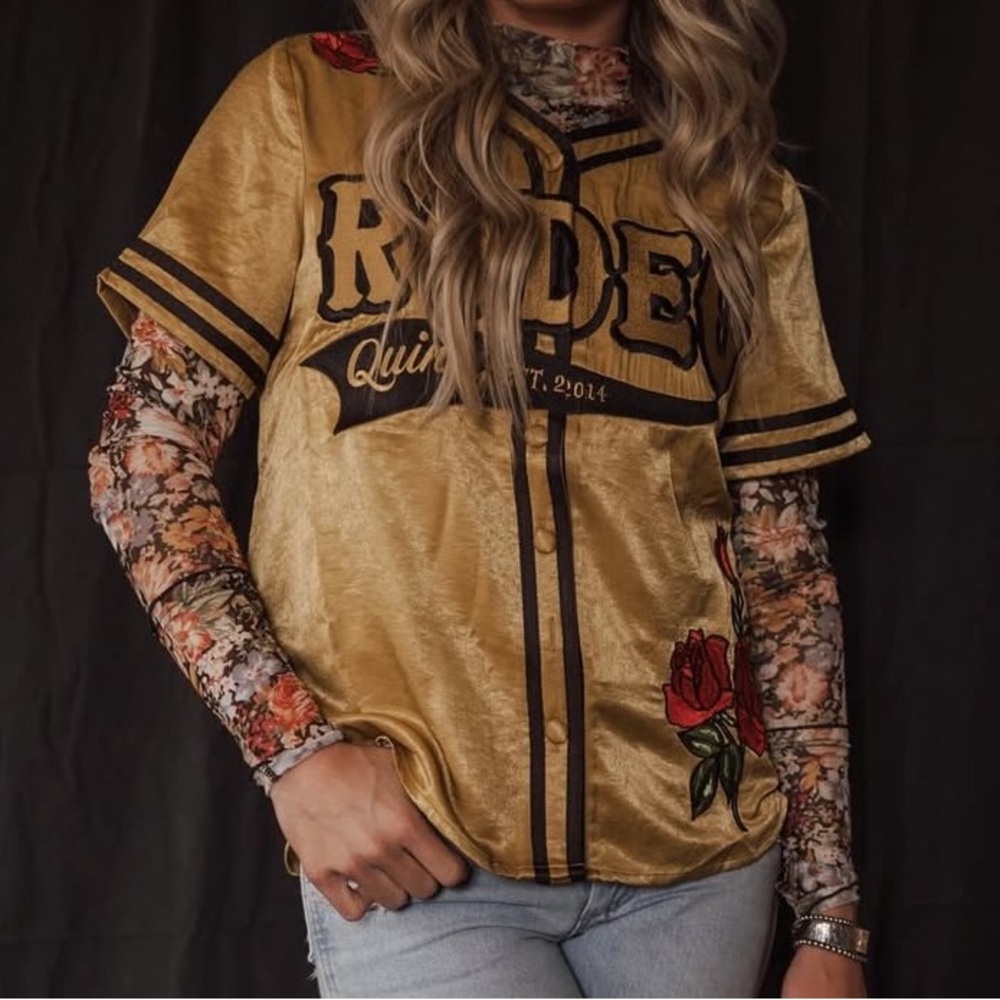 NWOT Rodeo Quincy Top size XL